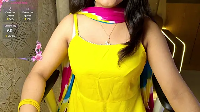 Snapshot of Punjabi_Queen1 chatting on 19, 12, 2024 Punjabi Queen1 online show from 19, 12, 2024