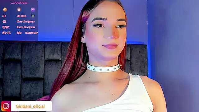 Liittle foxxxy online show from 4, 2, 2025