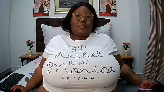 Snapshot of DAIRYBELLELIZxx chatting on 27, 5, 2026 DAIRYBELLELIZxx online show from 27, 5, 2026
