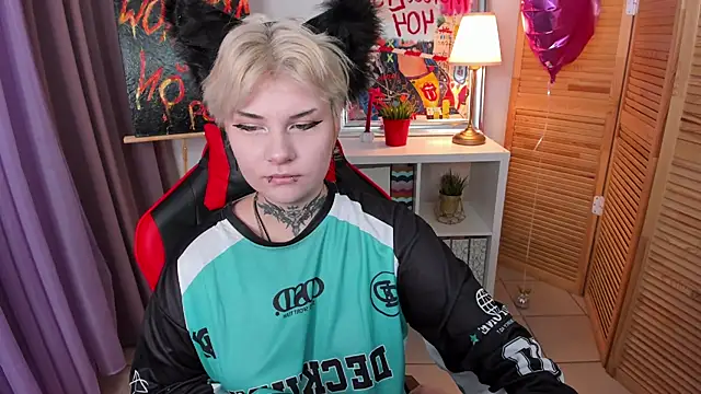 mekurisu online show from 14, 3, 2025