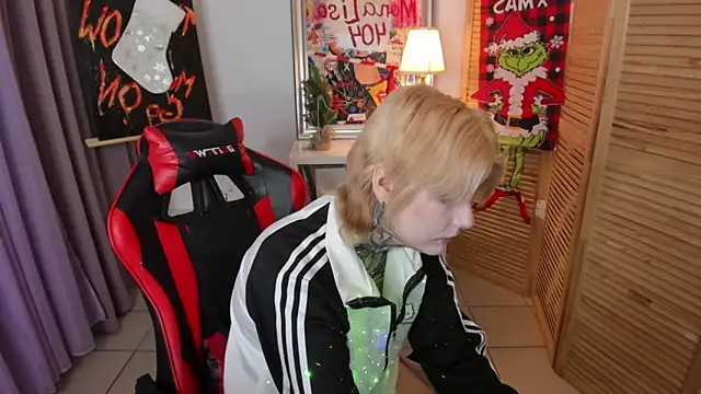 mekurisu online show from 5, 12, 2025