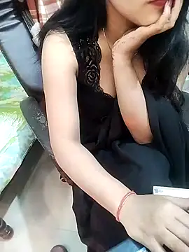 Snapshot of karishma chatting on 22, 12, 2024 karishma online show from 22, 12, 2024