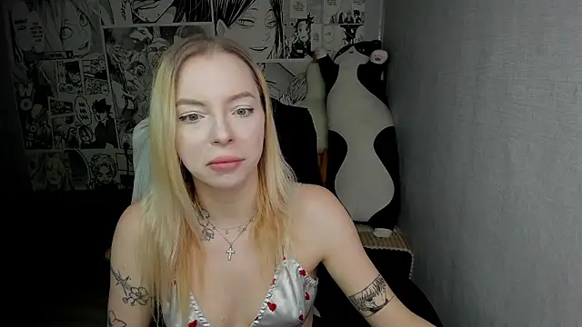 Martha Cameron online show from 2, 12, 2024