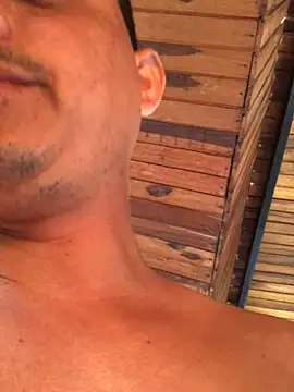 isacalejandroo online show from 3, 1, 2025