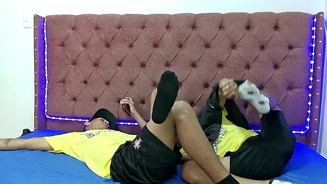 boys yourparty online show from 31, 1, 2025