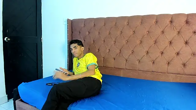 boys yourparty online show from 30, 9, 2025