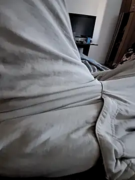 Snapshot of benalexa1992 chatting on 4, 3, 2026 benalexa1992 online show from 4, 3, 2026