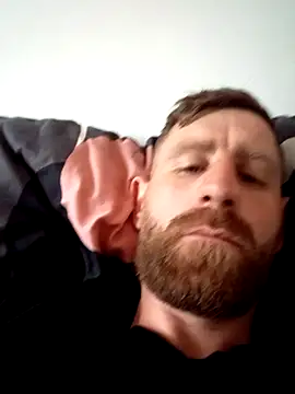 Snapshot of benalexa1992 chatting on 5, 4, 2026 benalexa1992 online show from 5, 4, 2026