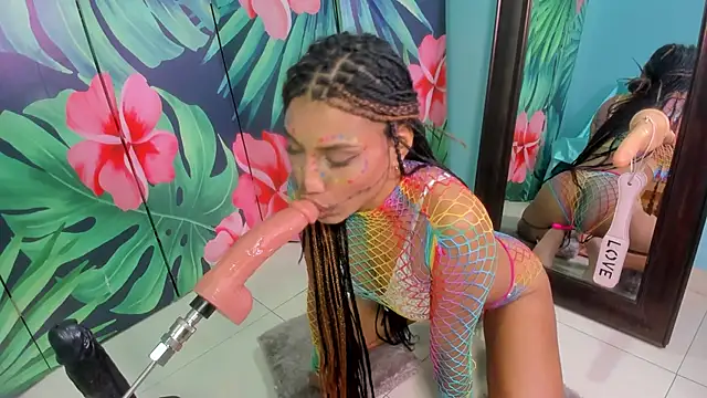 Mieldeluna online show from 17, 10, 2025