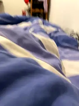 Snapshot of Lcrete chatting on 27, 10, 2025 Lcrete online show from 27, 10, 2025