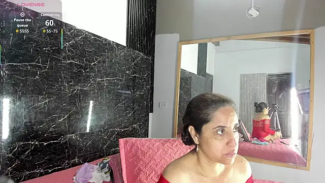 Yaya    11 online show from 24, 10, 2025