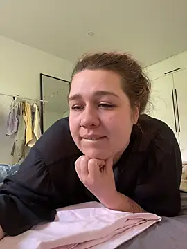 SuzieMurray online show from 8, 10, 2025