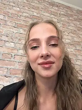 CaseyStar online show from 19, 10, 2025