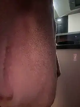 Im Little online show from 27, 2, 2025