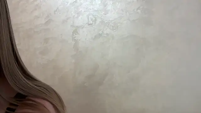 CaitlinaJayne23 online show from 10, 4, 2026