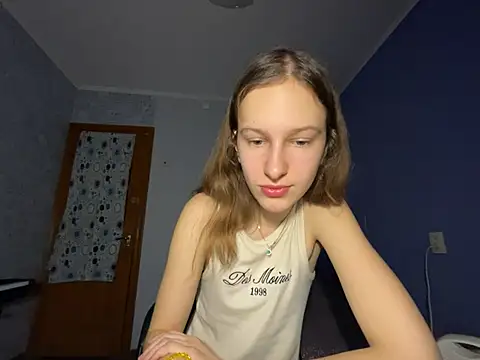 Snapshot of Eva_Angel3 chatting on 1, 3, 2025 Eva Angel3 online show from 1, 3, 2025