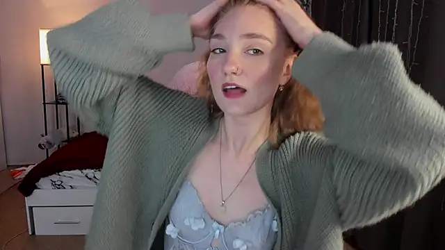 ReddHotPipper online show from 16, 10, 2025