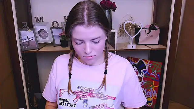 MissOliviaa  online show from 25, 1, 2025
