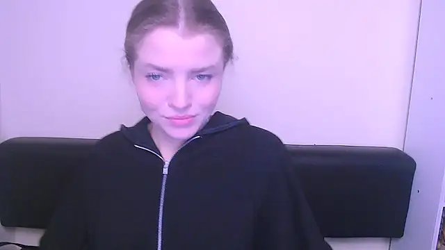 MissOliviaa  online show from 3, 2, 2025