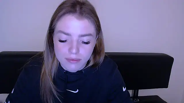 MissOliviaa  online show from 6, 3, 2025