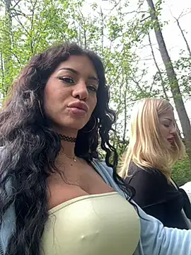 Snapshot of AlyssaHottv_ chatting on 16, 4, 2026 AlyssaHottv online show from 16, 4, 2026