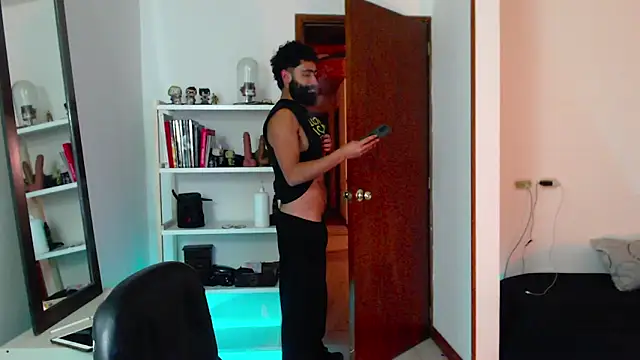 Snapshot of Drogamma chatting on 18, 3, 2025 Drogamma online show from 18, 3, 2025