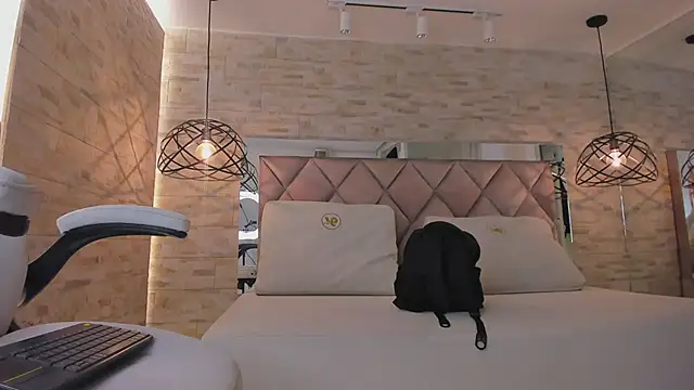 dorothy vegga online show from 18, 1, 2025