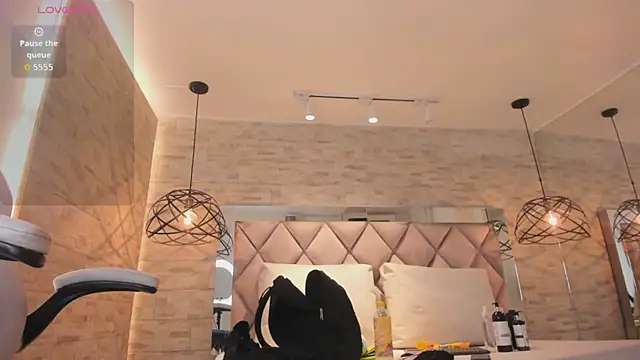 dorothy vegga online show from 24, 9, 2025