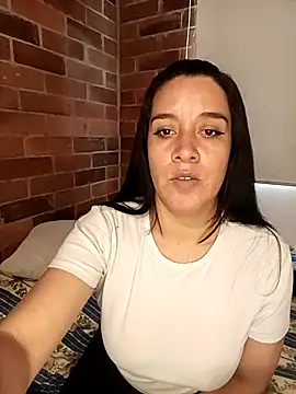 Snapshot of Gabriela_squirt02 chatting on 29, 9, 2025 Gabriela squirt02 online show from 29, 9, 2025