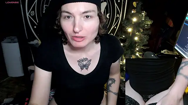 BrandiWRLD 999 online show from 13, 12, 2024