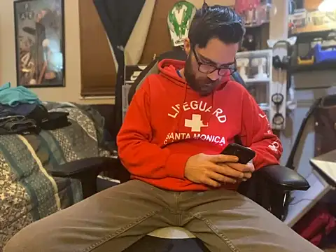 slutty guy12 online show from 2, 2, 2025