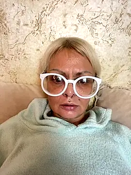 Gardener of Illusions online show from 3, 11, 2025