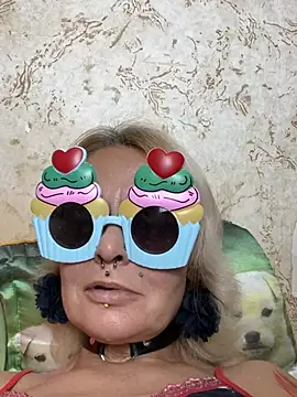Snapshot of Gardener_of_Illusions chatting on 22, 6, 2026 Gardener of Illusions online show from 22, 6, 2026