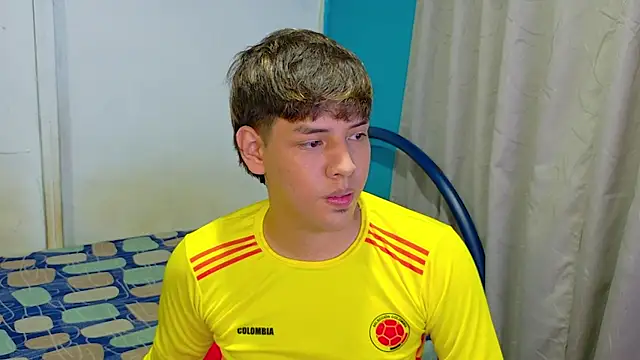 Snapshot of zackmontieel chatting on 7, 2, 2026 zackmontieel online show from 7, 2, 2026