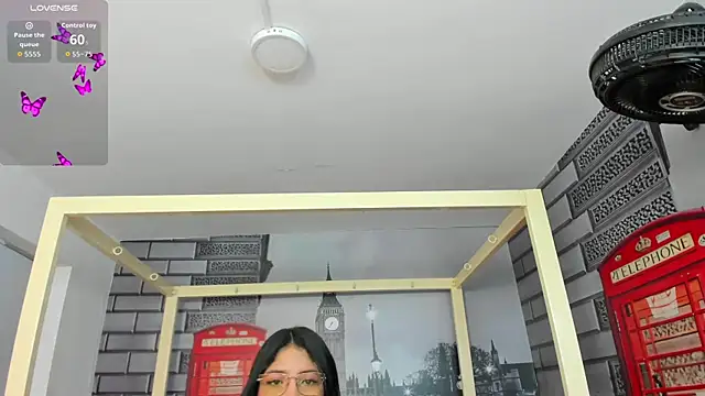 Snapshot of estrella_bigboobs14 chatting on 21, 7, 2026 estrella bigboobs14 online show from 21, 7, 2026