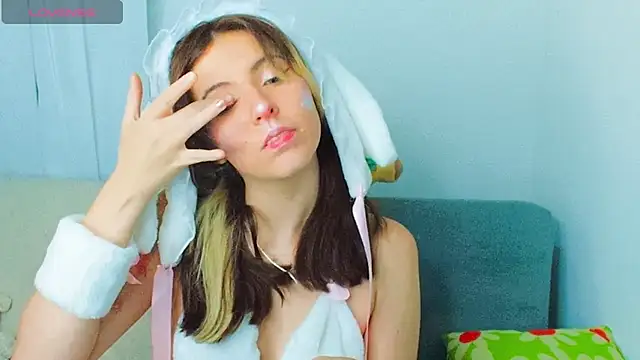 cherrybom969 online show from 22, 1, 2025