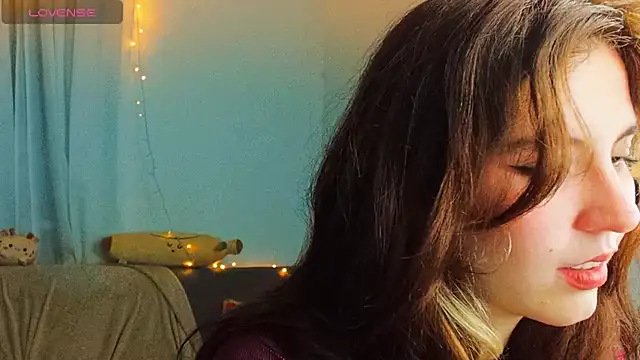 cherrybom969 online show from 17, 2, 2025