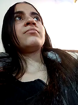 Mia Fischer online show from 3, 10, 2025