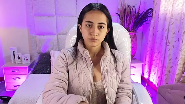 Mia Fischer online show from 7, 4, 2026