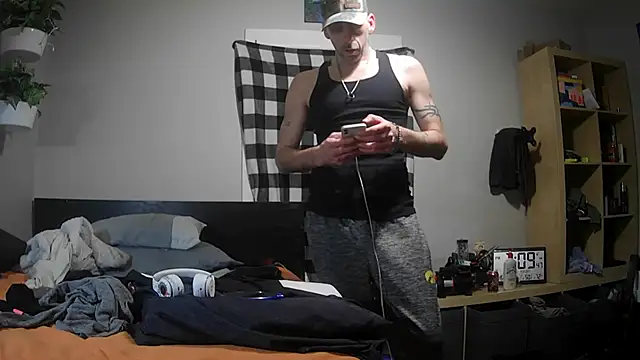 Snapshot of smokee_parT903 chatting on 4, 3, 2025 smokee parT903 online show from 4, 3, 2025