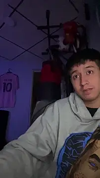 Stiven 017 online show from 19, 2, 2026