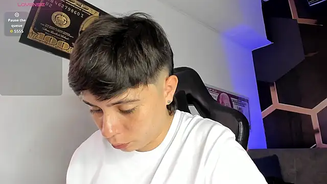 AbbySmiitth  online show from 2, 11, 2025