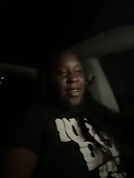 Snapshot of Insultedbalceni chatting on 25, 2, 2026 Insultedbalceni online show from 25, 2, 2026