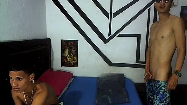 Snapshot of badssboys_always chatting on 17, 1, 2025 badssboys always online show from 17, 1, 2025