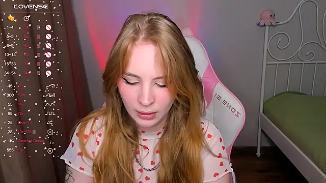 lilKitty Melanie online show from 2, 11, 2025