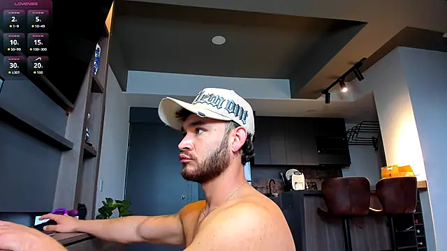 Maximo Marcelo online show from 30, 10, 2025