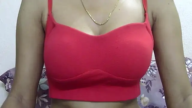 Snapshot of _FluffyHxney_ chatting on 27, 6, 2026 FluffyHxney online show from 27, 6, 2026