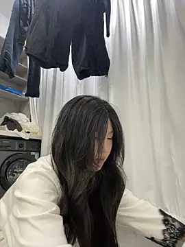 xyebobs online show from 3, 12, 2025