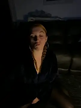 Stoner BarbieXX online show from 19, 11, 2025