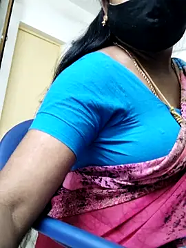 Snapshot of Tamilrojanew chatting on 29, 4, 2026 Tamilrojanew online show from 29, 4, 2026